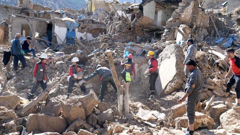 بلاغ حقوقي: ضحايا الزلزال بشيشاوة يعانون في الخيام ودعم البناء تؤخره المساطر الإدارية