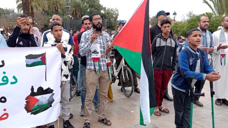 وقفة شعبية بقلعة السراغنة تندد بالإبادة الجماعية لشعب فلسطين