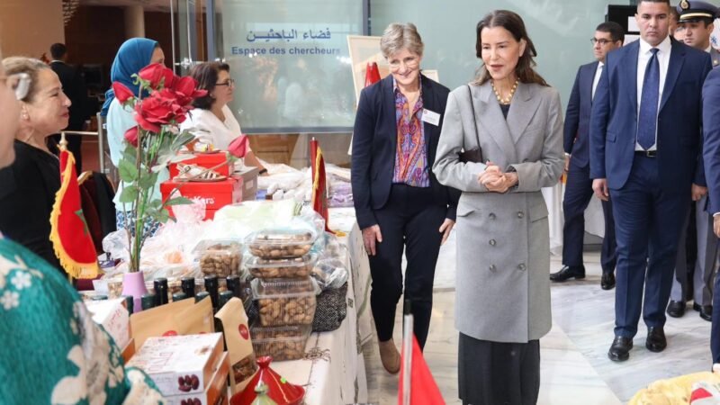 الأميرة للا مريم تدشن البازار الخيري لفائدة الفئات المعوزة