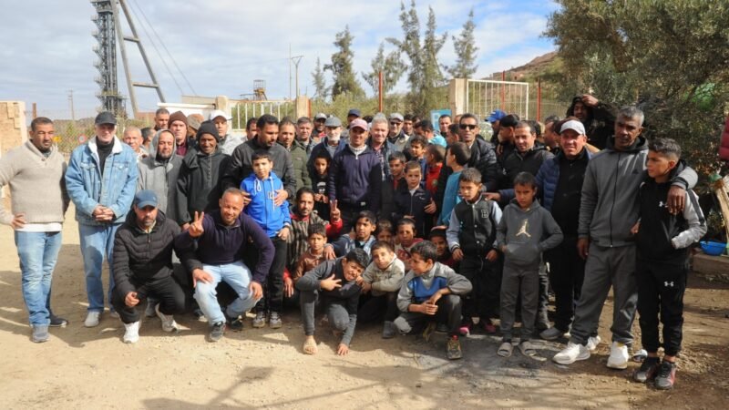 عمال منجم الدرع الأصفر يحتجون غدا بمراكش للمطالبة بأجورهم وحقوقهم