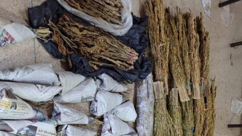 الرحامنة..حجز حوالي 38 كلغ من الكيف خلال توقيف مبحوث عنهما بجماعة لمحرّة