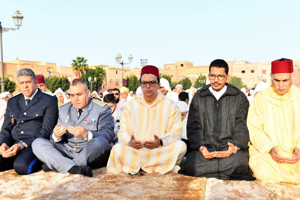 ابن جرير..عامل الرحامنة يؤدي صلاة العيد بمصلى المحسنين