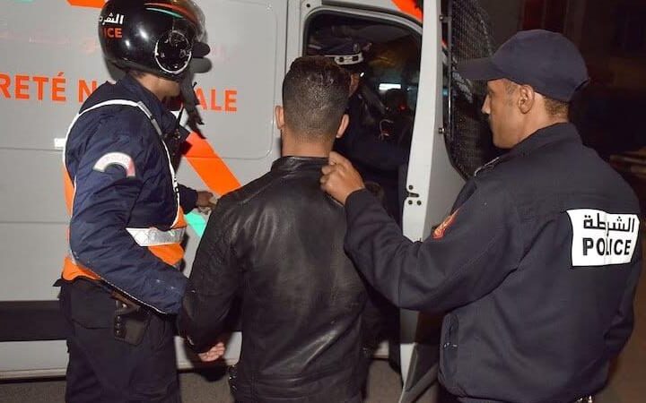 توقيف شخص سرق وكالة لتحويل الأموال بطنجة