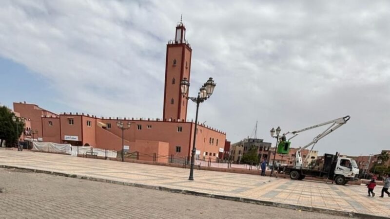 تنظيم أمسية قرآنية بابن جرير