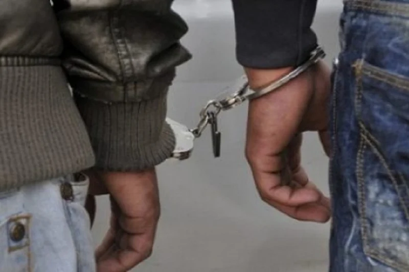 حجز كوكايين وأكثر من 54 كلغ من الحشيش خلال توقيف 3 مروجين للمخدرات بمراكش