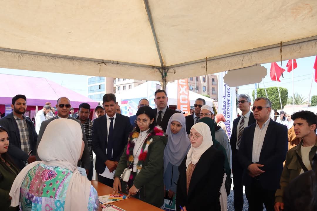 افتتاح ملتقى التوجيه المدرسي بشيشاوة ـصور