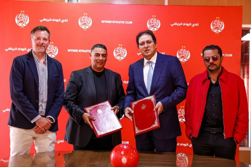 الوداد يتعاقد مع شركة جديدة للألبسة الرياضية