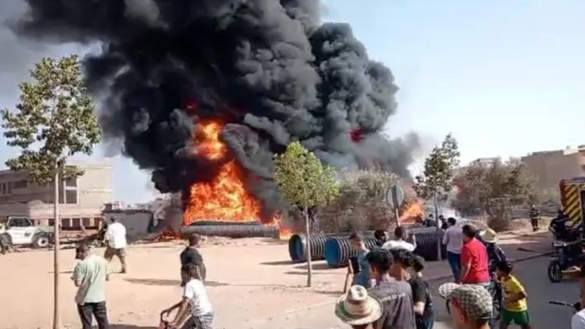 حريق يلتهم أنابيب الصرف الصحي بدوار إيزيكي بمراكش