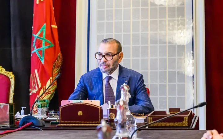 الملك محمد السادس يأمر بوضع مراكز تضامنية لفائدة الساكنة المعوزة