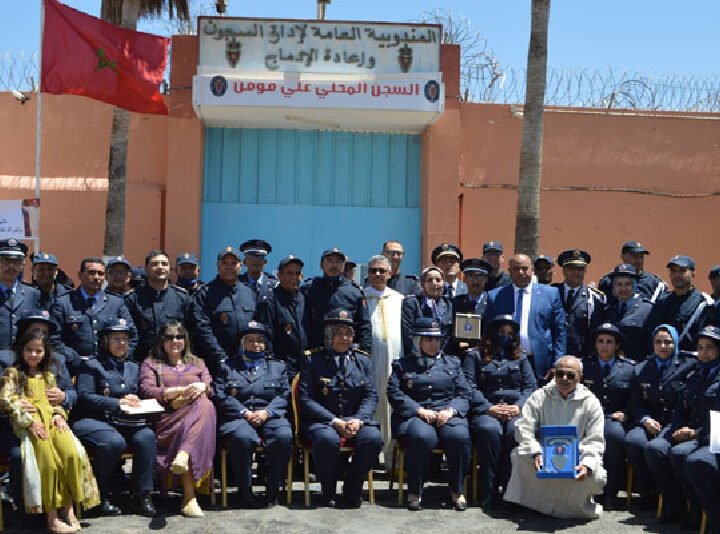 سجن عين علي مومن يحتفي بتخرج الطلبة النزلاء