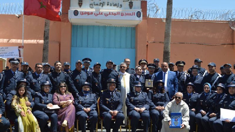 سجن عين علي مومن يحتفي بتخرج الطلبة النزلاء