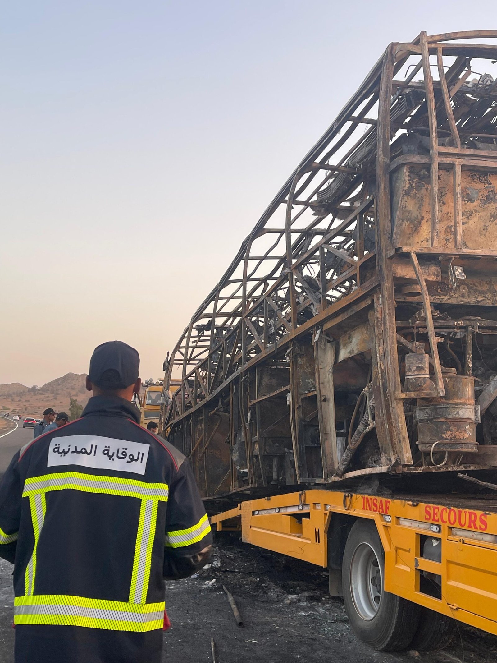 النيران تلتهم حافلة يتجاوز عمرها 16 سنة بصخور الرحامنة