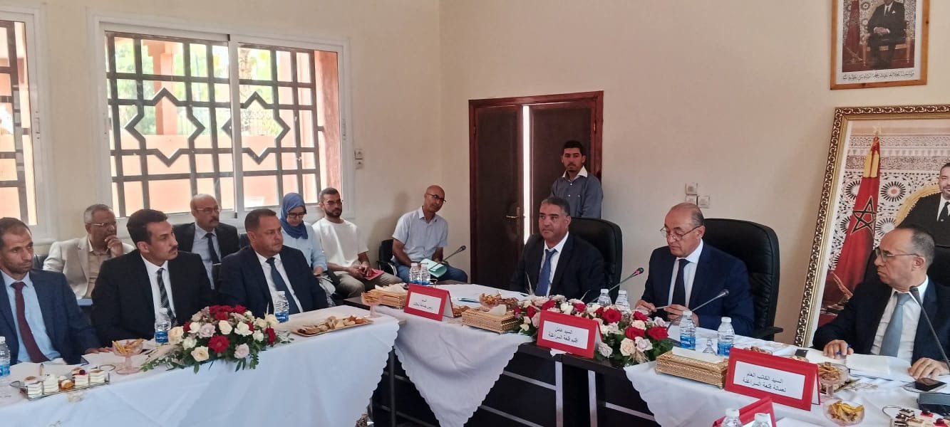 عامل قلعة السراغنة يعقد لقاء تواصليا مع مجلس تملالت