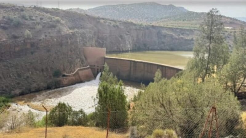 عامل قلعة السراغنة يتفقد مشروع نظام الري تساوت العليا