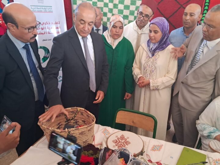 عامل قلعة السراغنة يقوم بزيارتين تفقديتين بمناسبة اليوم العالمي للتعاونيات