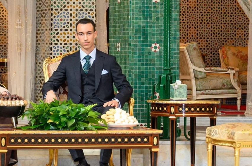 ولي العهد يستقبل أطفالا مقدسيين