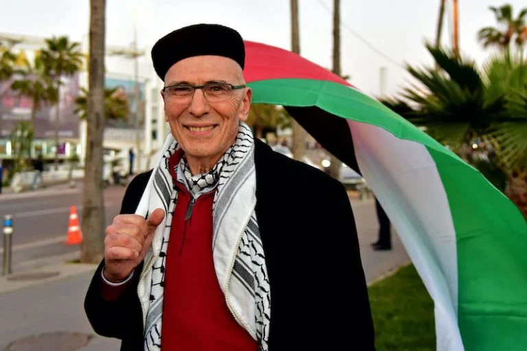 الوكيل العام بالدار البيضاء يوضح قضية العثور على الحقوقي سيون أسدون مغمى عليه بمنزله