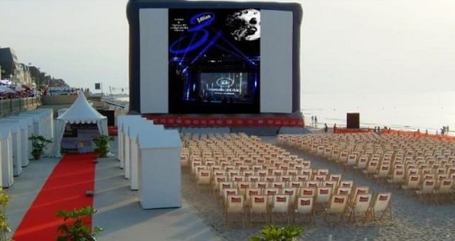 انطلاق مهرجان سينما الشواطئ