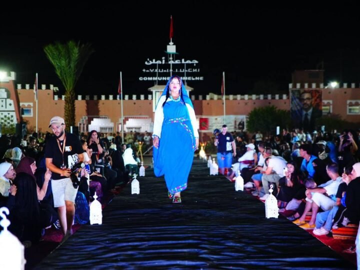 تنظيم  عرض للأزياء النسائية التقليدية بضواحي تافراوت