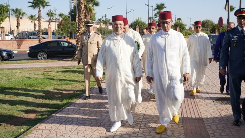 لجنة ملكية توزع هبات بمراكش