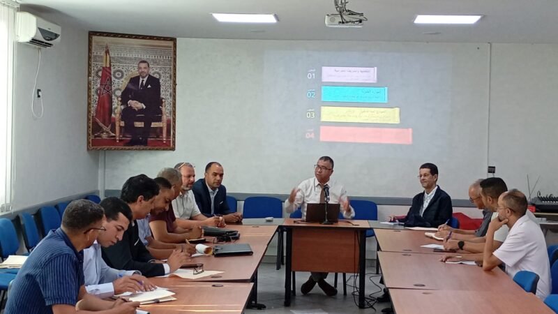 المدير الإقليمي للتعليم يجتمع بالنقابات استعدادا للدخول المدرسي الجديد بقلعة السراغنة