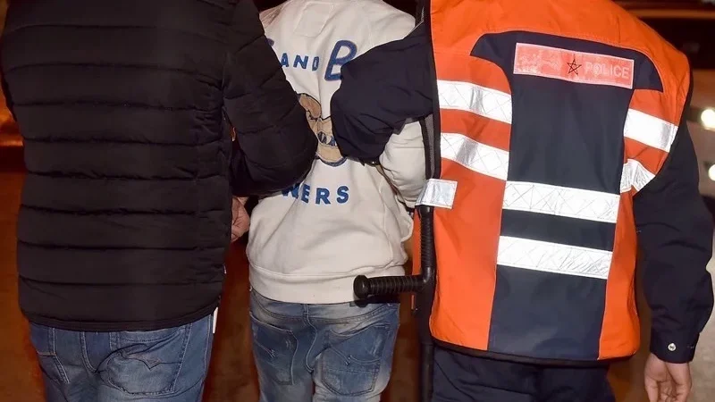 أمن قلعة السراغنة يوقف ثلاثينيا مبحوث عنه وطنيا في قضايا الاتجار في المخدرات