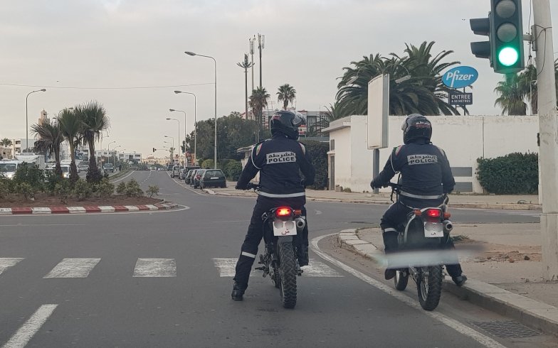فرقة الدراجين توقف شخصا وبحوزته 24 لترا من “الماحيا” بقلعة السراغنة