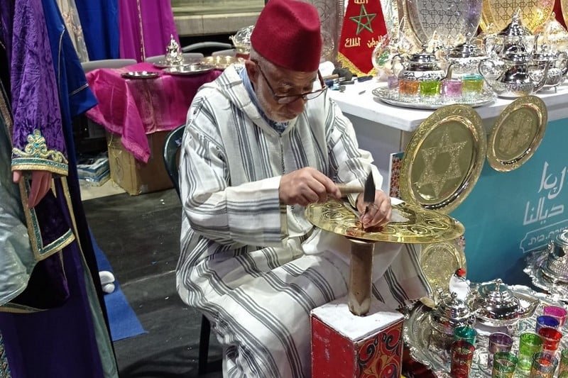 هذا هو تاريخ تسليم الجائزة الوطنية لأمهر الصناع التقليديين