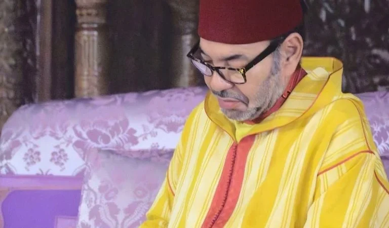 أمير المؤمنين يترأس حفلا دينيا إحياء لذكرى وفاة الملك الحسن الثاني