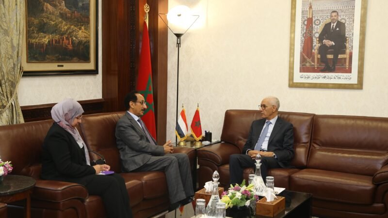رئيس مجلس النواب يستقبل سفير اليمن