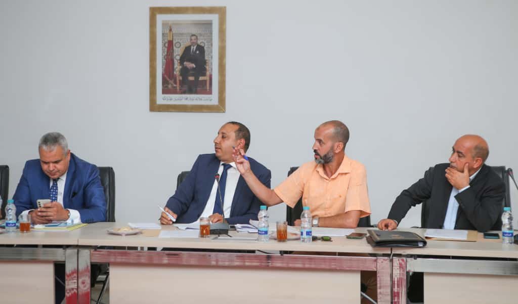 صادق على إحداث محلات لبائعي المتلاشيات..مجلس ابن جرير يصوت على 12 مقررا بالإجماع