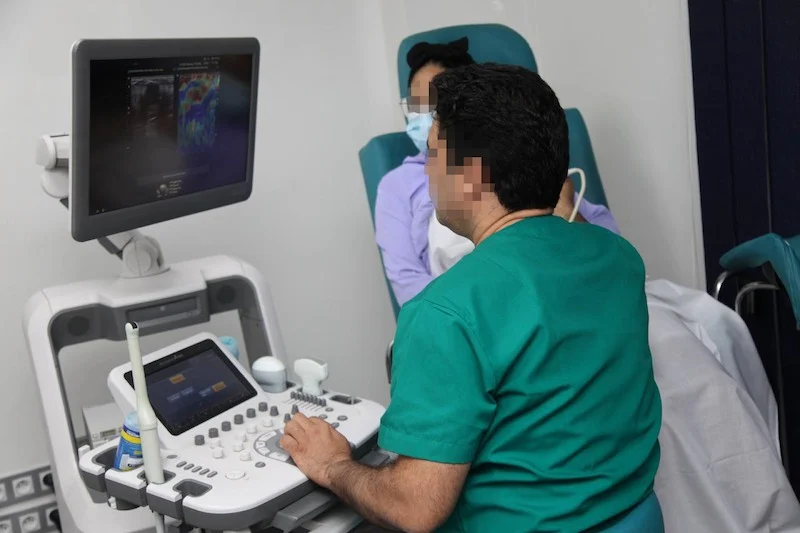 مركز حقوق الناس يطلق حملة طبية للوقاية والكشف المبكر عن سرطان الثدي وعنق الرحم بقلعة السراغنة