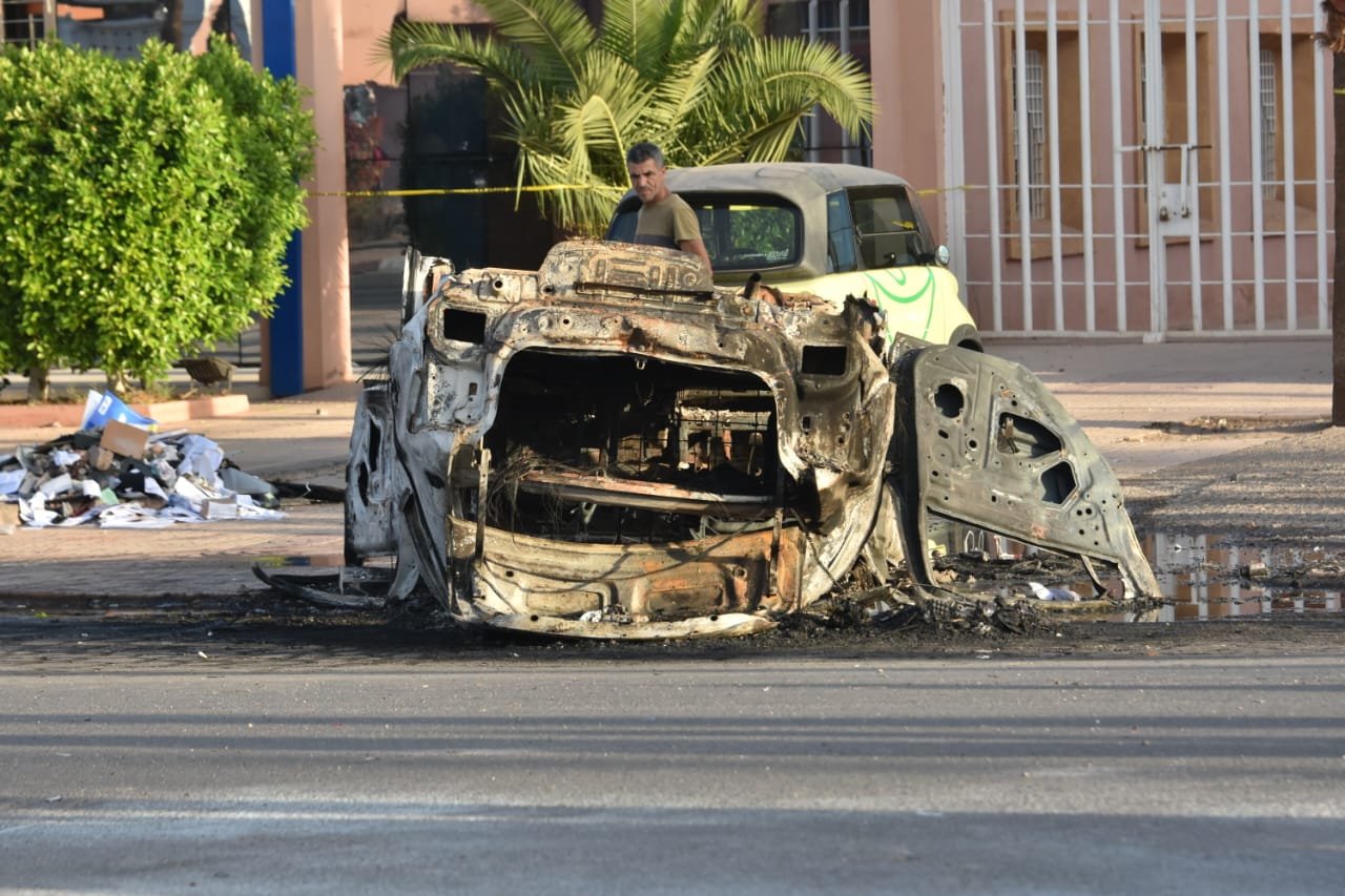 توقيف 3 أشخاص في حادث إحراق سيارة شرطي بقلعة السراغنة