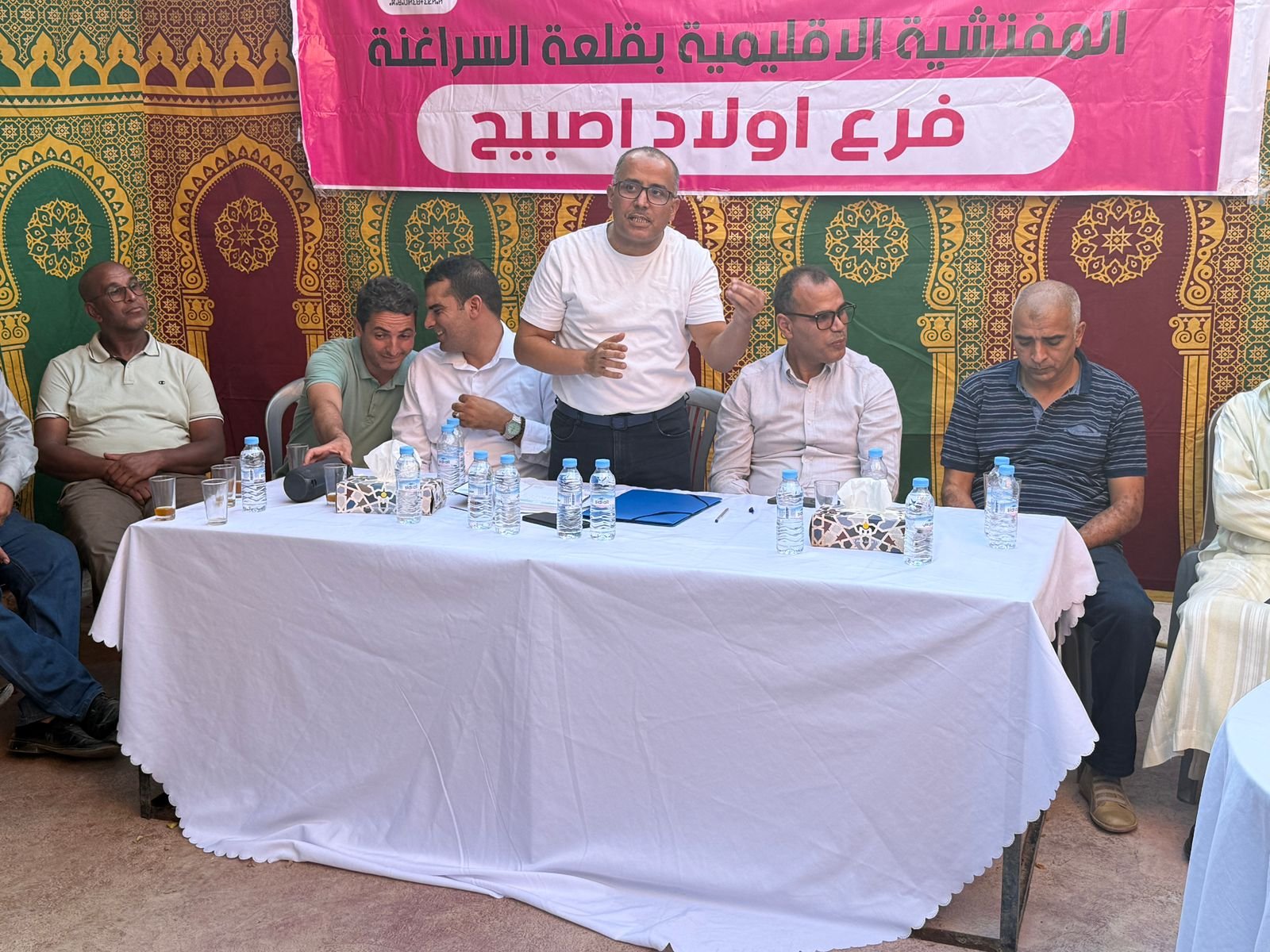 قلعة السراغنة..حزب الاستقلال يتواصل مع شباب أولاد اصبيح