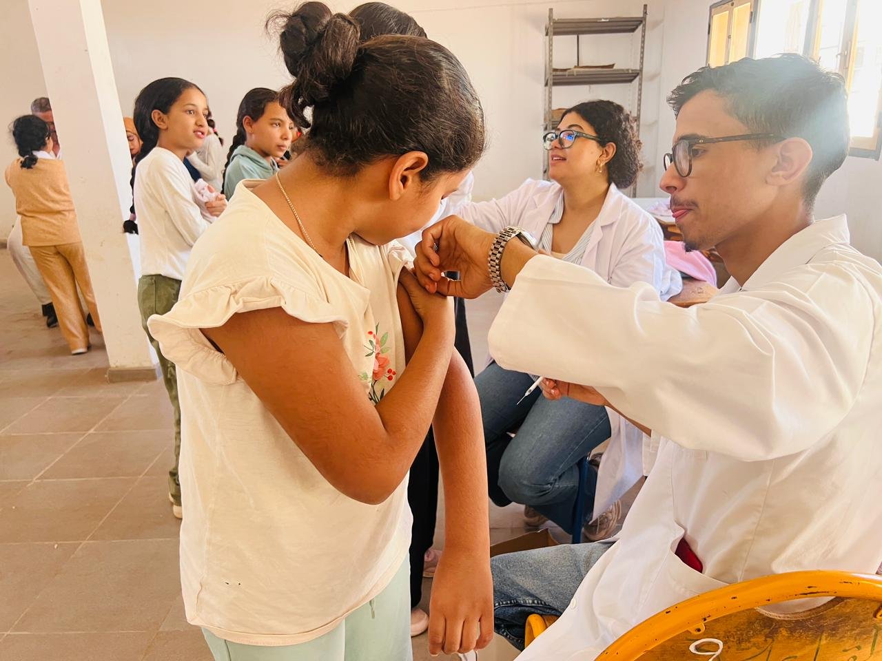 قلعة السراغنة..تنظيم حملة تلقيح ضد سرطان عنق الرحم لفائدة تلميذات جماعة الصهريج