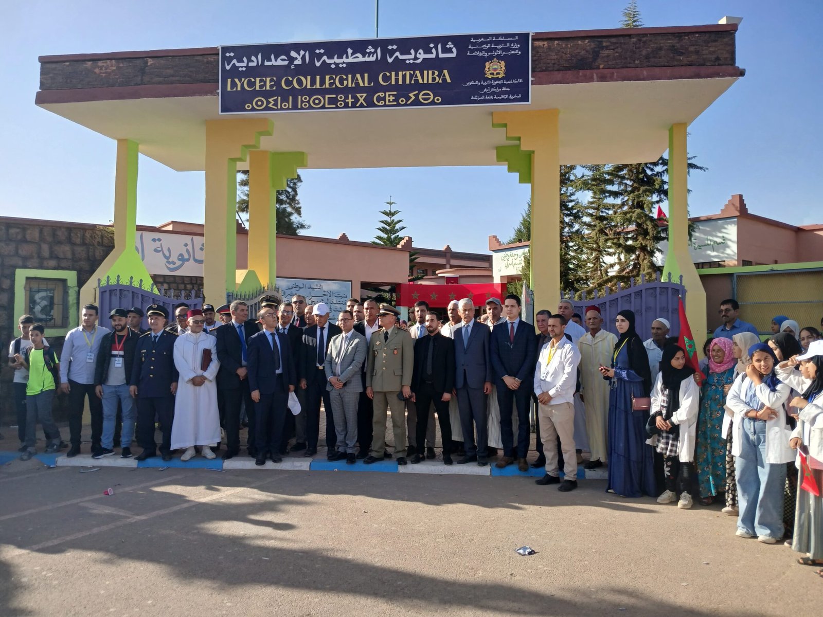 عامل قلعة السراغنة يطلق قافلة محاربة الهدر المدرسي من إعدادية اشطيبة