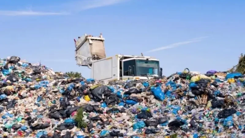 مطالب بالتحقيق في وفاة عامل بمطرح للنفايات ضواحي مراكش