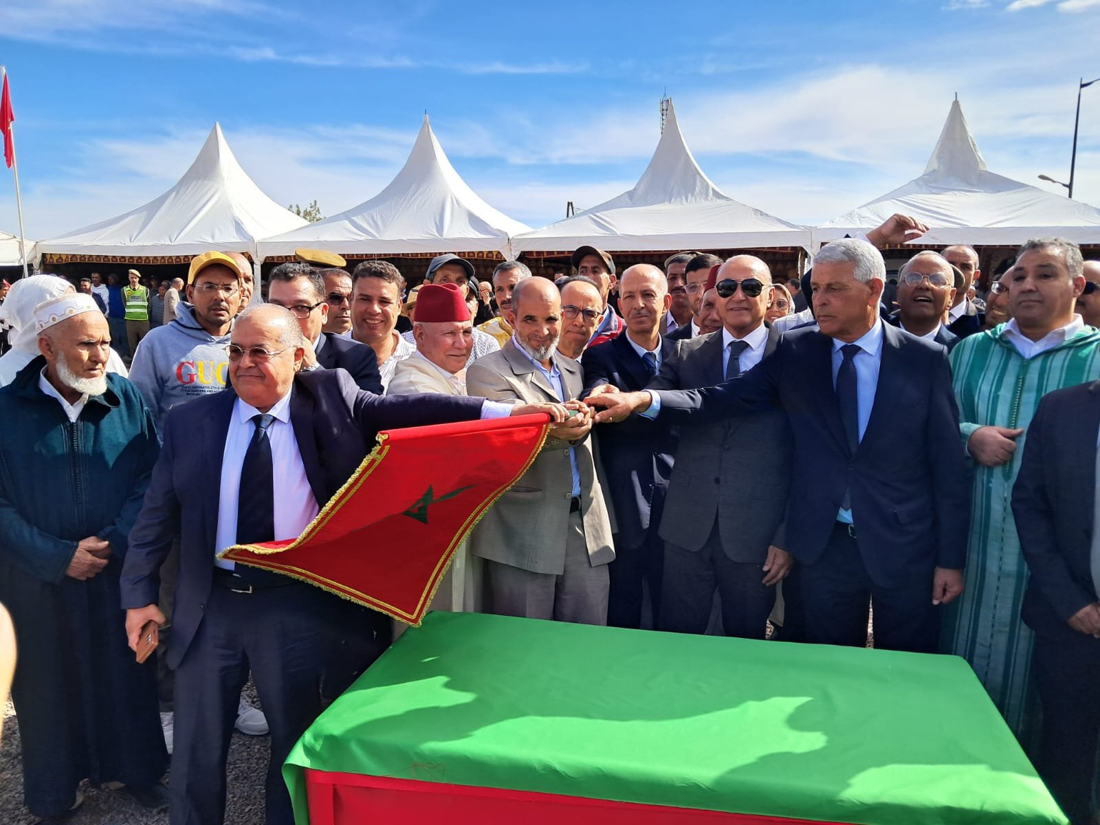 عامل قلعة السراغنة يطلق مشروعا لتزويد الساكنة بالماء الشروب