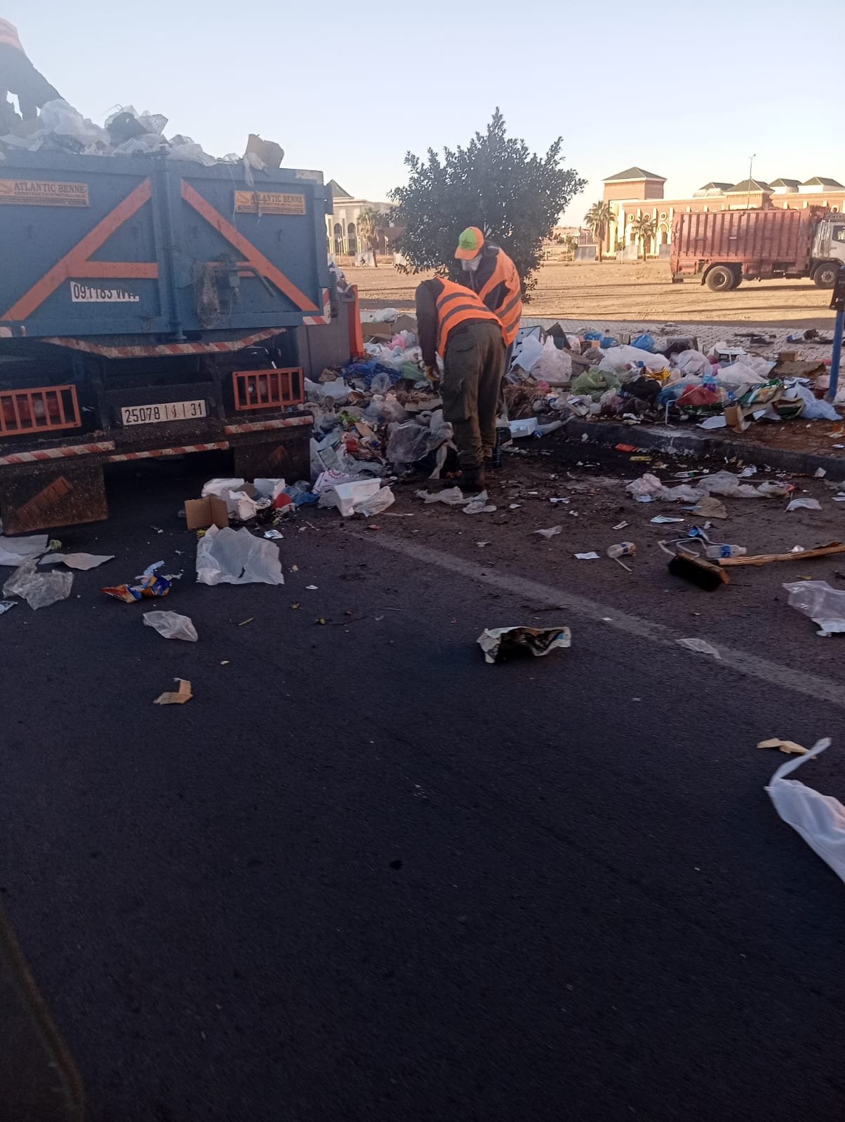 البلدية تتدخل لحل أزمة الأزبال بقلعة السراغنة