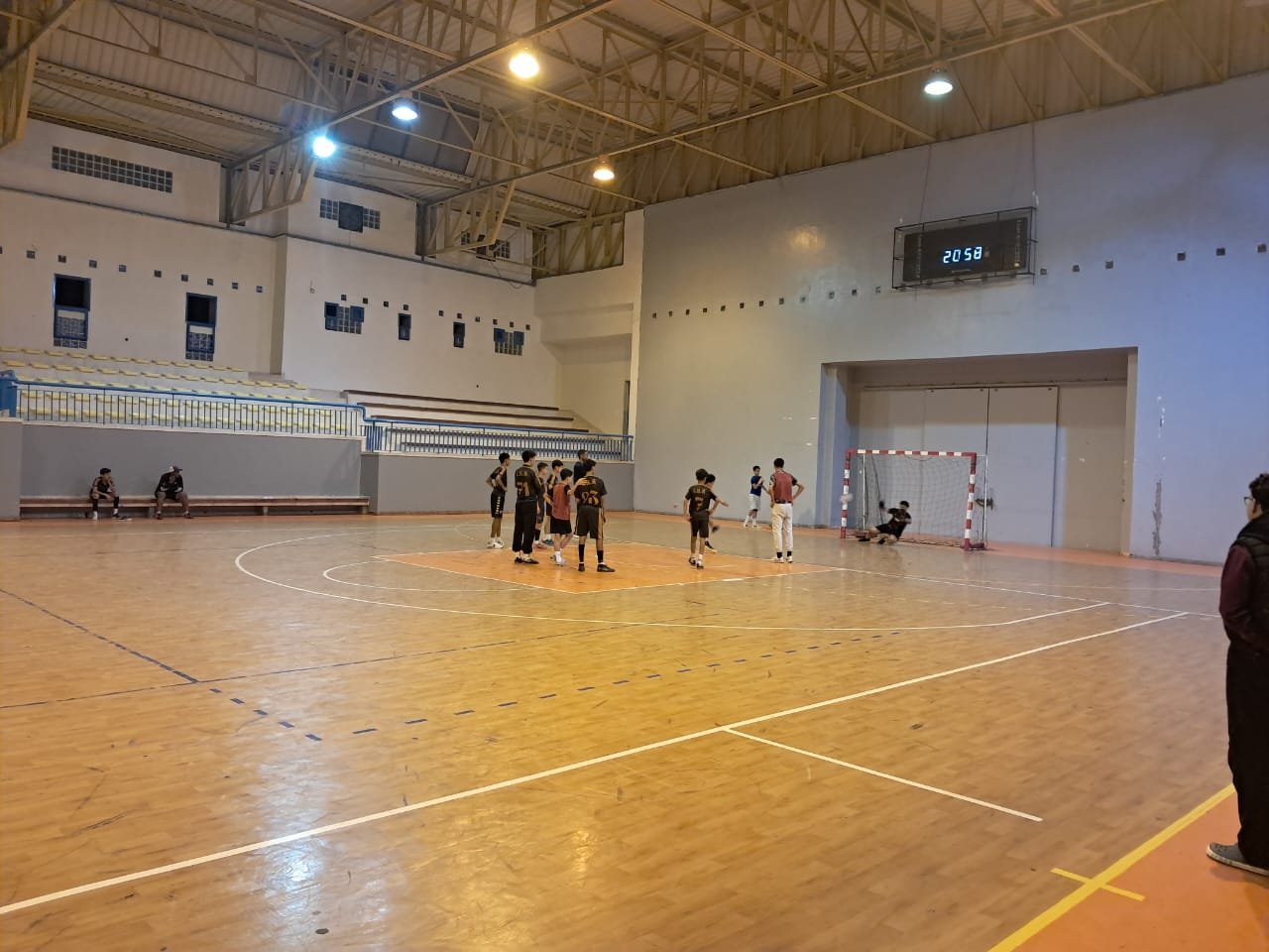 هشام الدويري: القاعة المغطاة بقلعة السراغنة مفتوحة يوميا في وجه الأندية وفق برنامج منظم