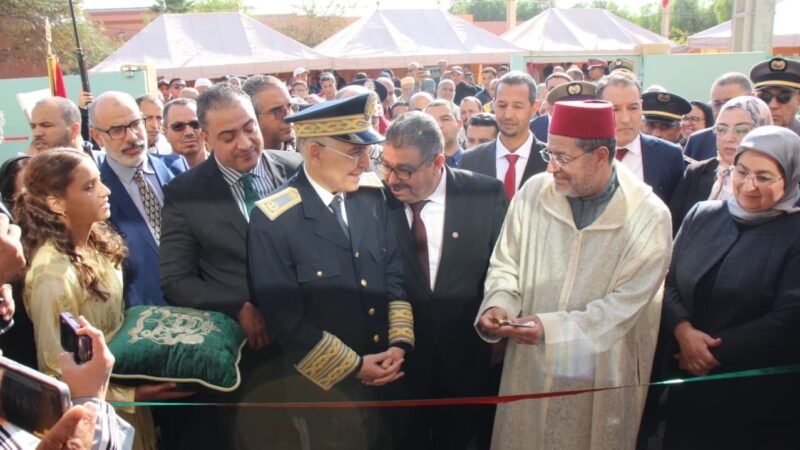 تدشين مشاريع تنموية جديدة وتوزيع سيارات للنقل الصحي والمدرسي بمراكش