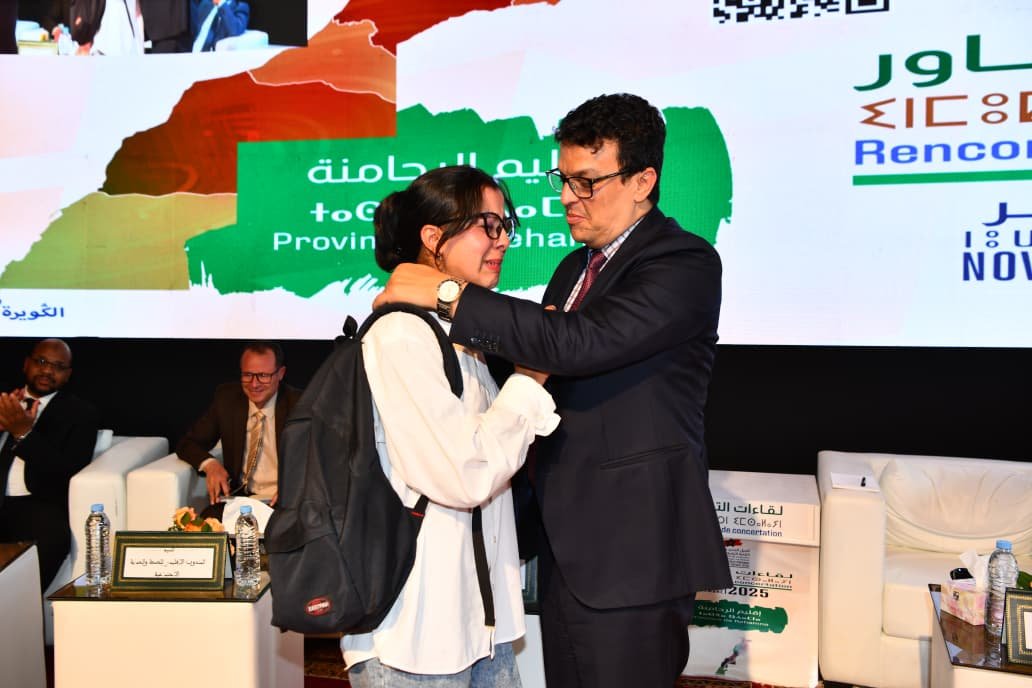 لحظات إنسانية في قلب لقاء التشاور برأس عين الرحامنة