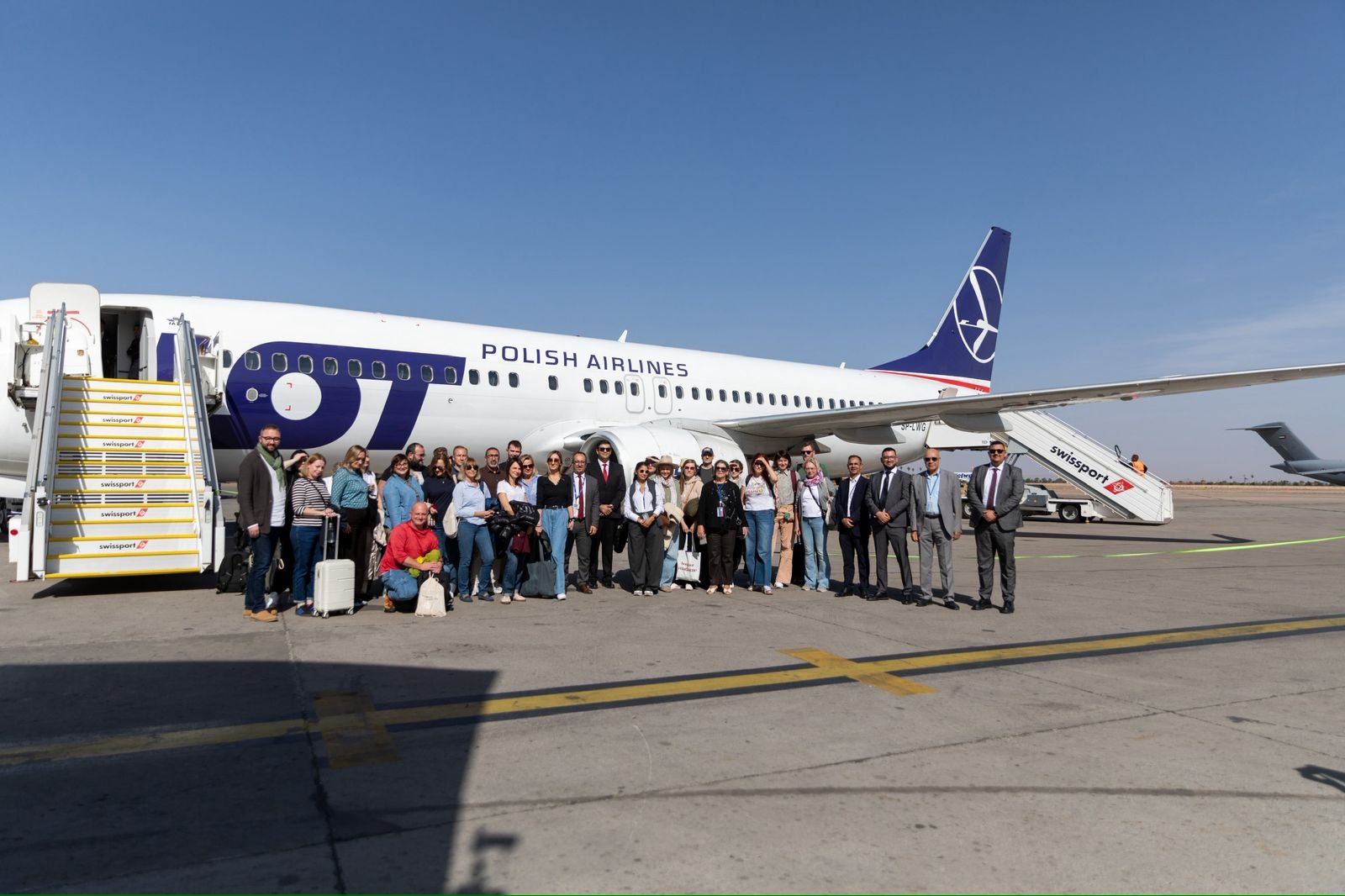 المدينة الحمراء تنفتح على سوق سياحية واعدة..إطلاق رحلة جوية افتتاحية بين وارسو ومراكش