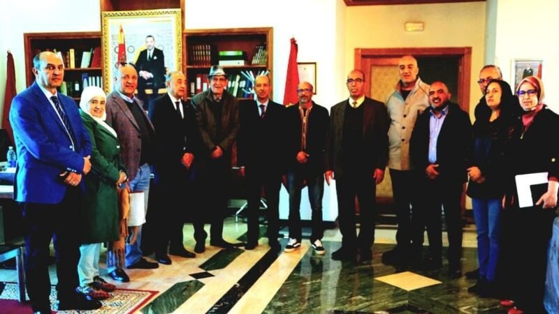 العامل اليزيدي يستقبل فنانين ويستمع لمقترحات الإشعاع الثقافي بقلعة السراغنة