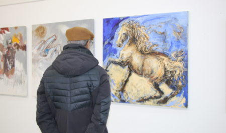 انطلاق المهرجان الدولي للفنون التشكيلية “بصمات” بسطات