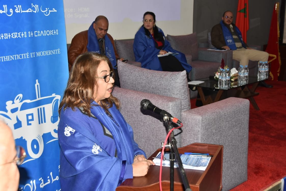 قلعة السراغنة..”البام” ينظم قافلة لتعزيز حضور النساء في العمل السياسي