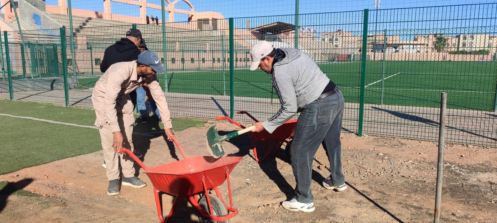 أنصار الشباب يواصلون أنشطتهم البيئية بابن جرير ـصور