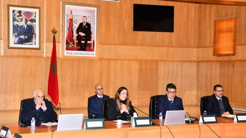 عامل الرحامنة ووكيلة الملك يطلقان الحملة الإقليمية لتعميم التسجيل في الحالة المدنية