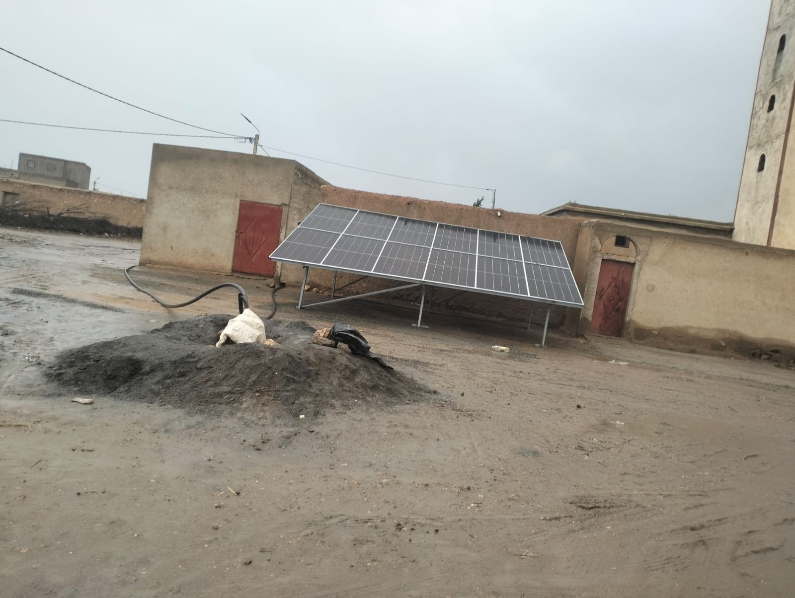 الرحامنة..مبادرة إنسانية توفر الماء لسكان المّامنة