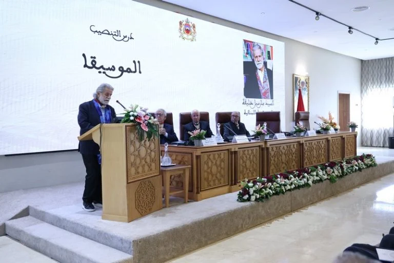 تنصيب مارسيل خليفة عضوا شرفيا في أكاديمية المملكة المغربية